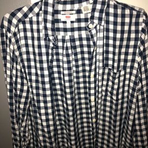 Levi’s navy blue and white checkered flannel!